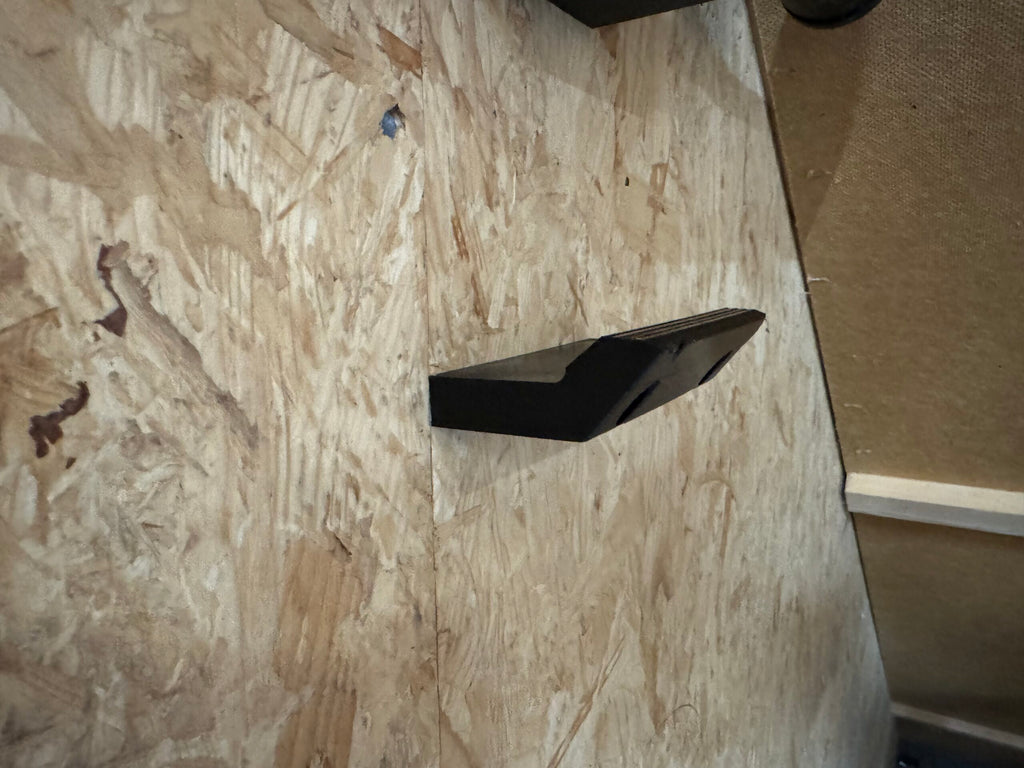 Veggmontasje for Blaser kikkertmontasje