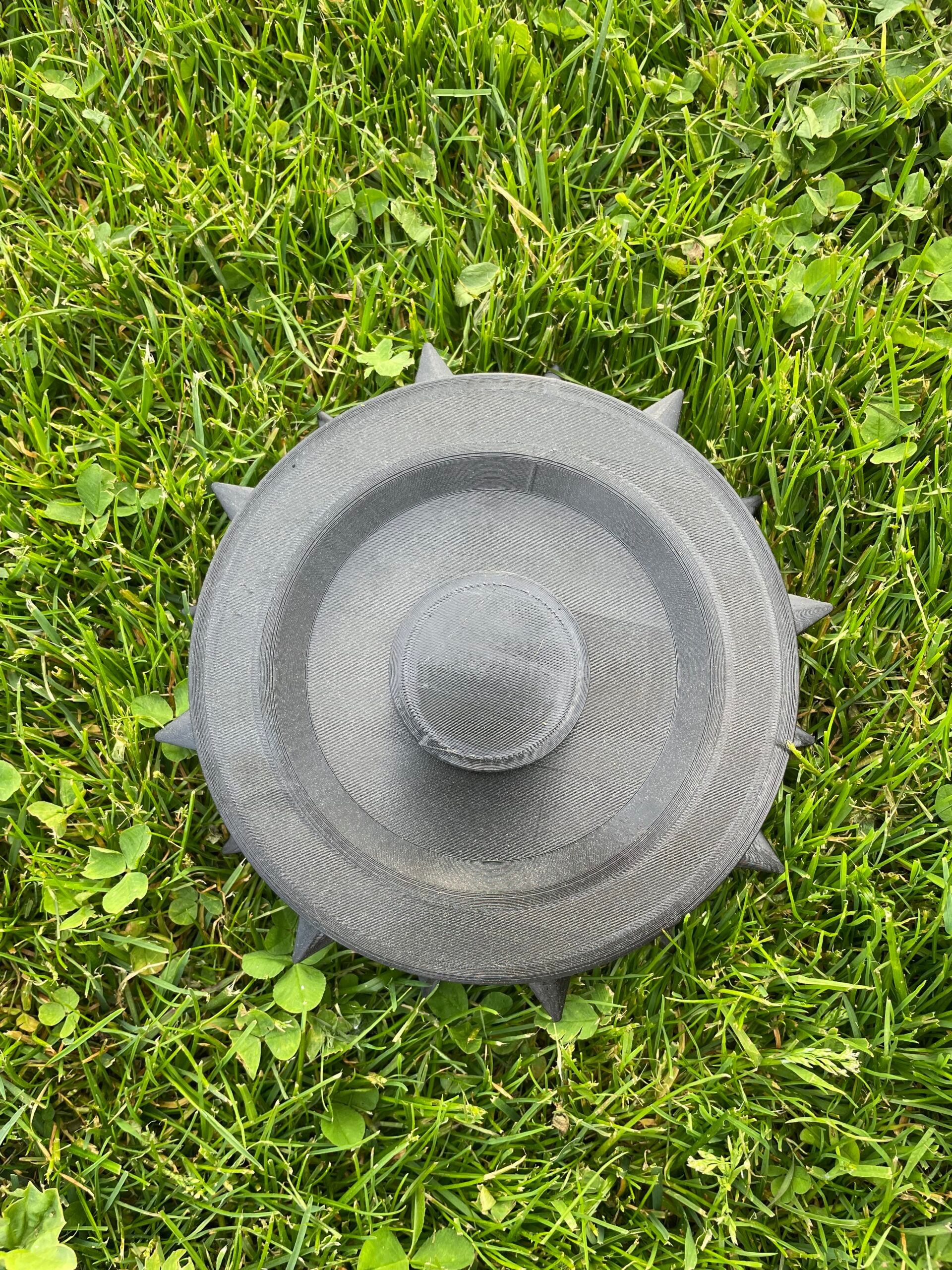 Piggdekk til robotgressklipper