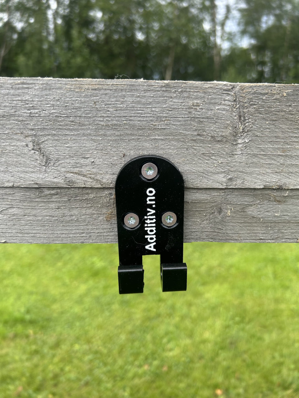 Leirdueholder / Selvanviser