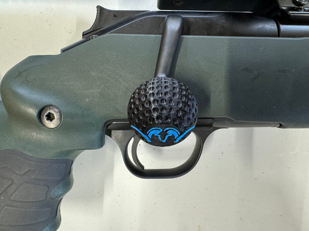 Hevarmskule - Blaser R8 - Blaser logo