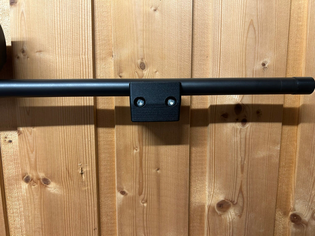 Veggholder for Blaser R8 riflepiper med eller uten optikk